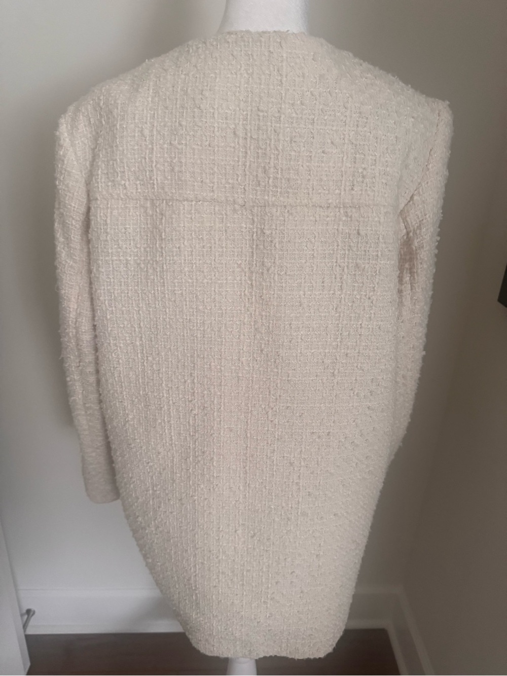 Women's Cream Bouclé Blazer/Jacket - Elegant Button Front Coat - Picture 3 of 5